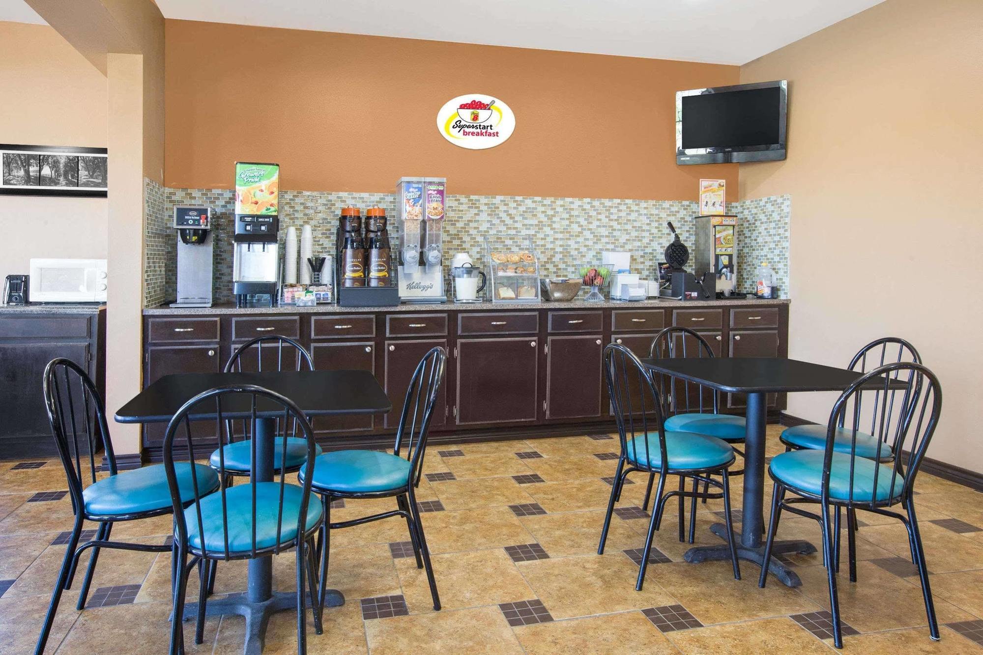 Surestay Hotel By Best Western Terrell Exterior photo